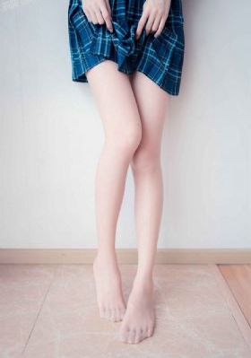 年轻的女教师6