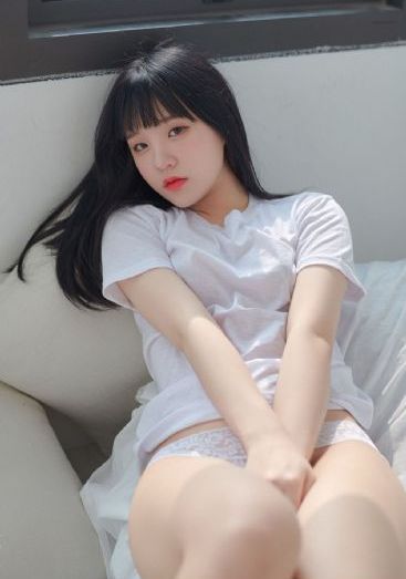 粗大挺进朋友的未婚妻电影