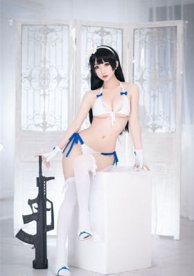 老师好紧开裆蕾丝内裤女